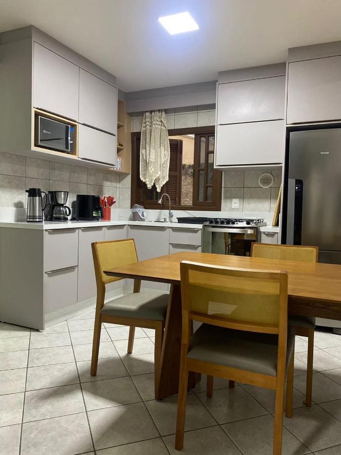 Casa em Bombinhas Próximo a Praia Exterior foto