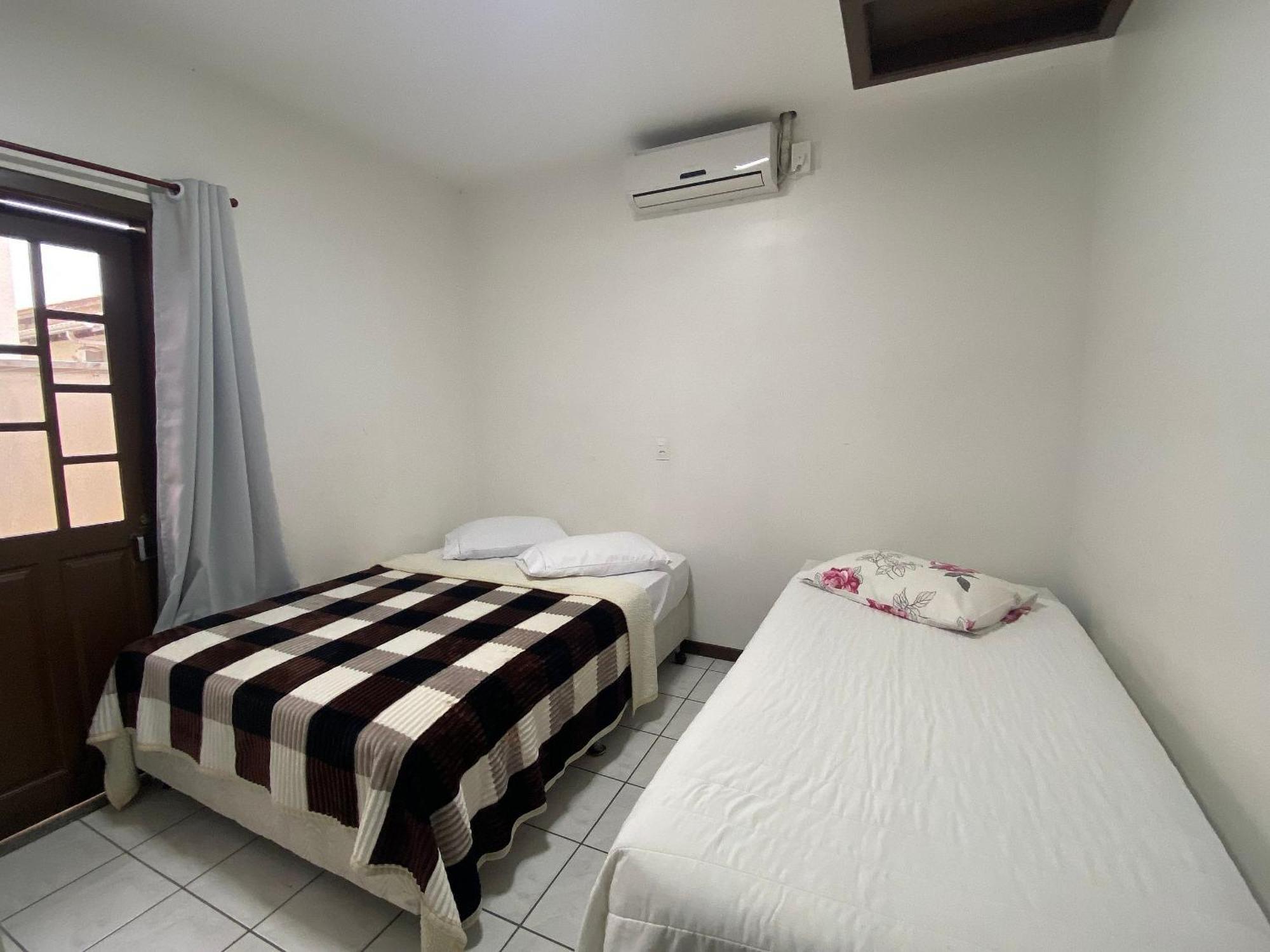 Casa em Bombinhas Próximo a Praia Exterior foto
